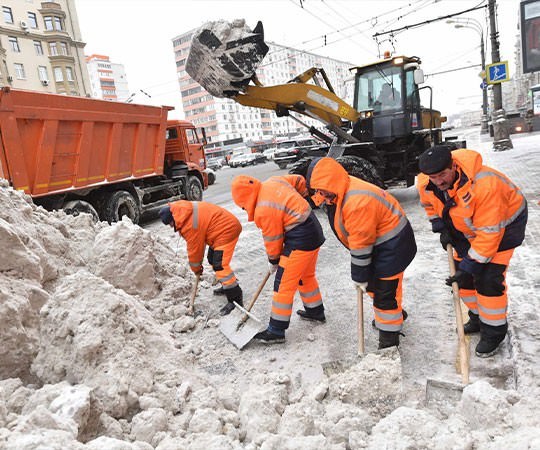 Уборка снега в Геленджике и  Краснодарском крае